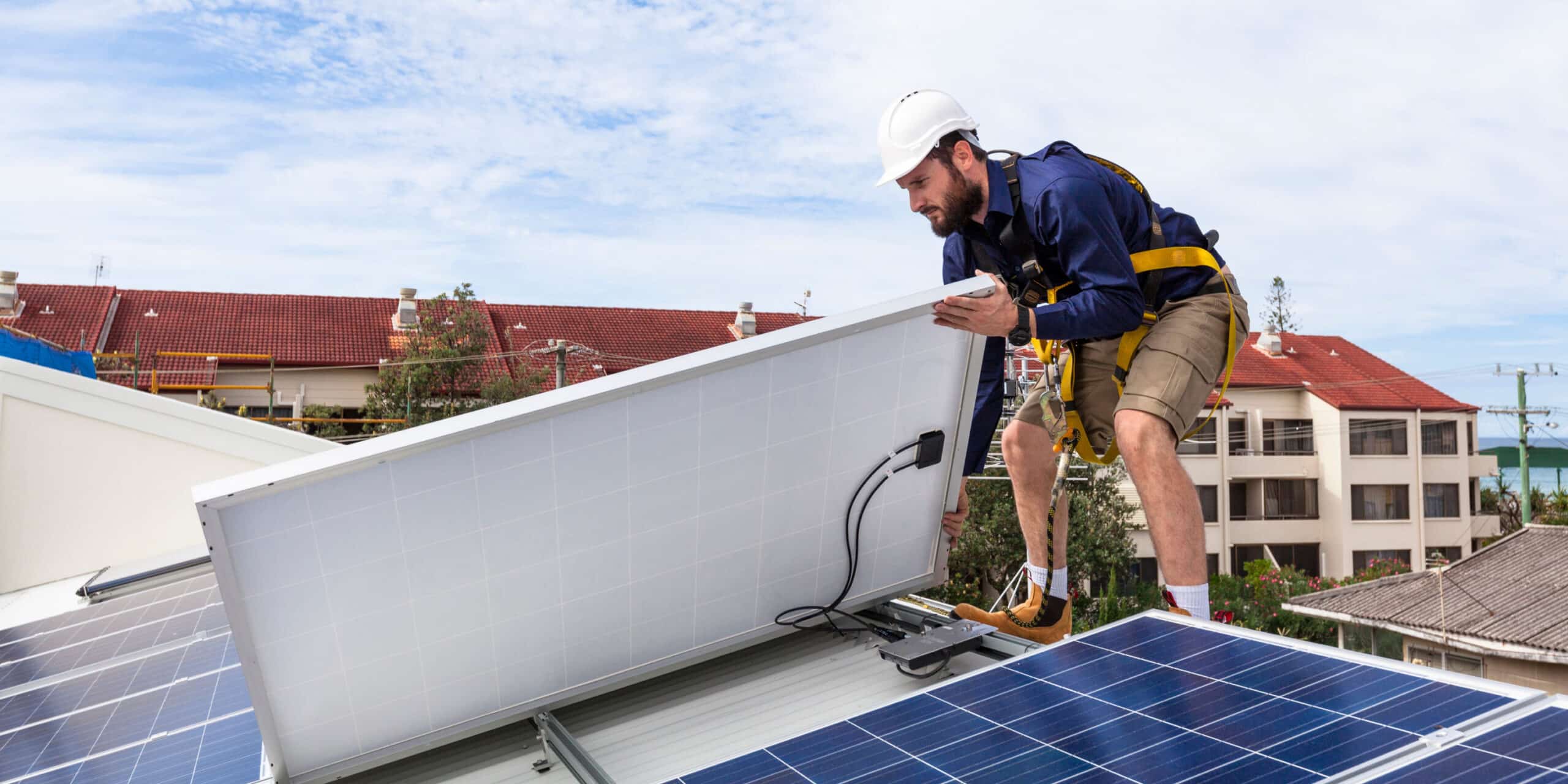 Salderingsregeling Zonnepanelen Blijft Bestaan: Lees Meer!